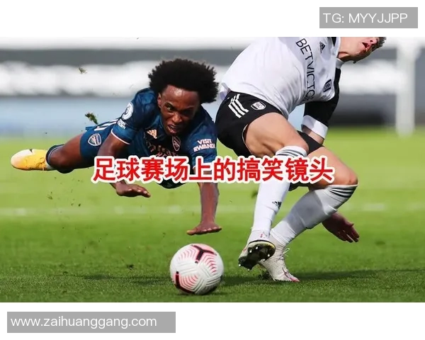 镜头捕捉：球员交易赛场小动作引发热议